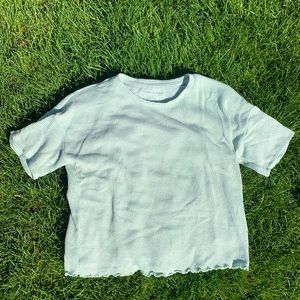 american eagle cropped lettuce edge tee